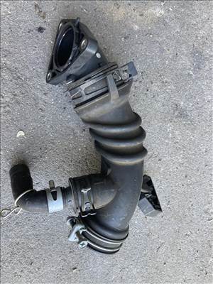 Toyota Yaris (XP90) 1.4 D-4D Turbo cső levegő cső  1788233010