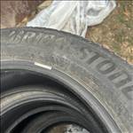  235/5519" újszerű Bridgestone téli gumi gumi