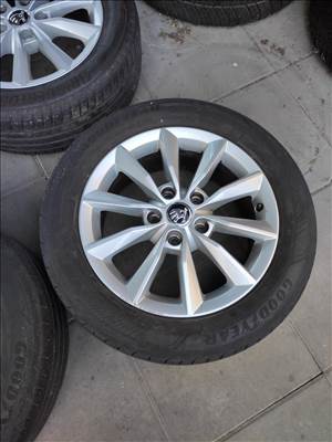 16" 5x112 Skoda Octavia gyári alufelni 205/55r16 nyári 115eft/4db