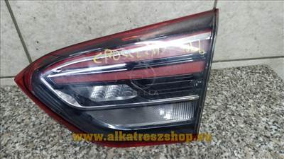 Opel Crossland csomagtérajtó jobb belső lámpa - hátsó belső lámpa 