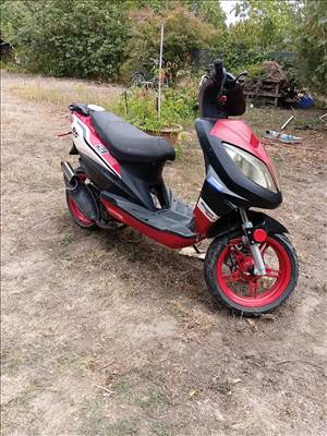 Motowell Magnet