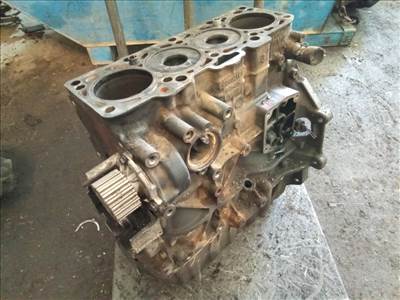 MITSUBISHI Grandis Motor, diesel fűzött blokk hengerfej nélkül