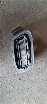 Volvo XC40 Tankajtó tank beöntő 31457777