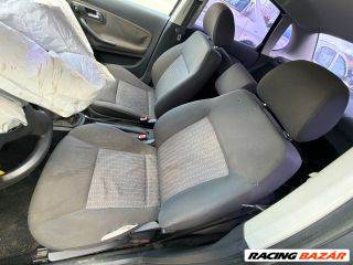 Seat Cordoba II Jobb első Fejtámla *172690*
