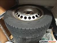  5x120 lyukosztású 16" használt lemezfelni, rajta 205/65 használt Hankook téli gumi gumi 
