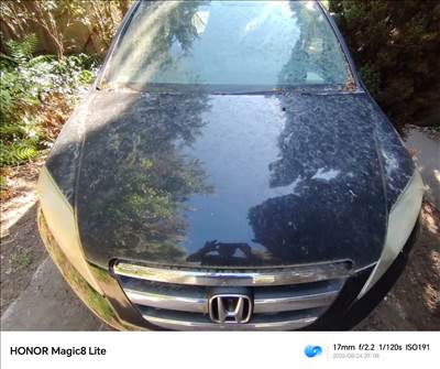 Honda FR-V Motorháztető