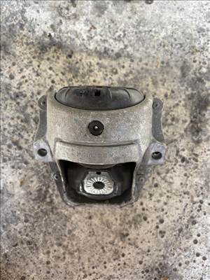 Motortartó bak 8R0 199 381 