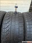  245/4018" újszerű Pirelli téli gumi gumi