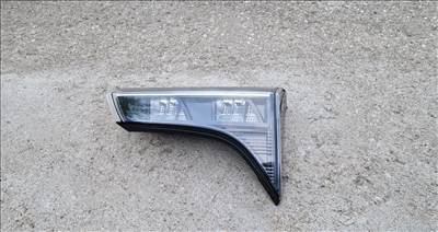 Suzuki SX4 S-Cross II jobb hátsó belső lámpa