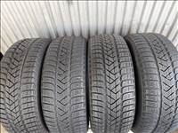  215 55 r17 Pirelli Sottozero 3 téligumi garnitúra 
