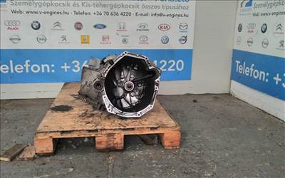 Dacia Duster 1,5DCI TL4 075 bontott váltó 