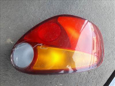 Daewoo Matiz 2001 jobb hátsó lámpa nem hibátlan 