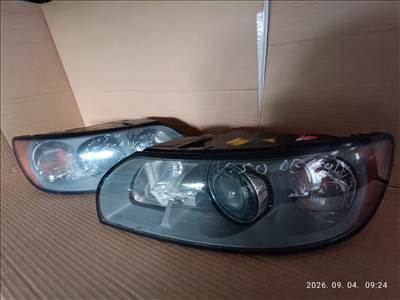 Volvo V50 első fényszóró  30698889