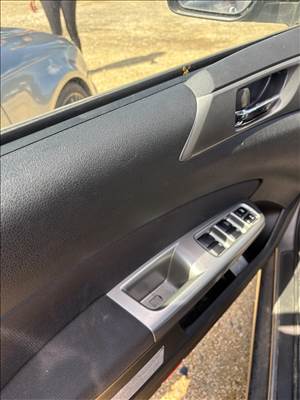 Subaru Forester (SH) ablakemelő kapcsoló 
