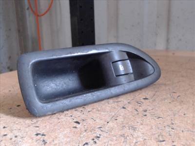 RENAULT LAGUNA 00-05 Jobb első ablakemelő kapcsoló