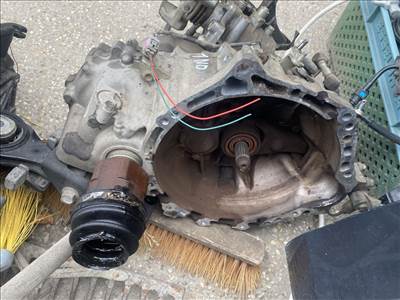 Toyota Yaris (XP90) 1.4 D-4D mechanikus 5 sebességes váltó s60303059