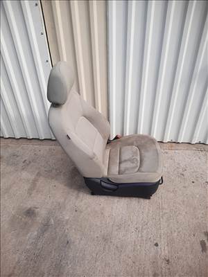 Kia Rio (UB) Jobb első ülés 5464
