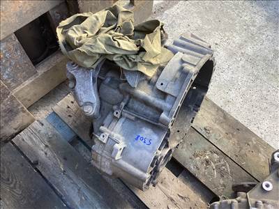 Volkswagen Passat B6 2.0 TDI FUQ váltó 