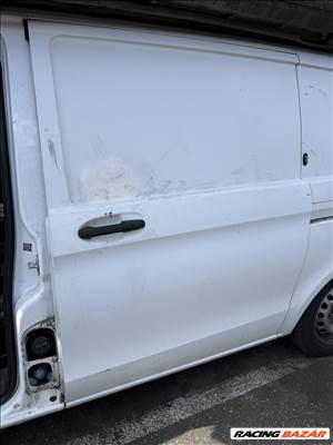 Mercedes Vito (3rd gen) W447 tolóajtó bal oldali 