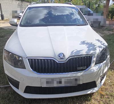 Skoda Octavia III RS 2.0CRTDI DSG  bontott alkatrészei