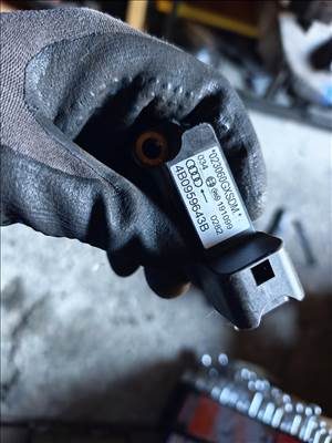 Audi A6 (C5 - 4B) ütközés érzékelő 4B0 959 643 B 4b0959643b