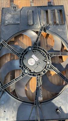 Hűtő Ventilátor - Audi Q2 1.4 TFSI 5Q0 121 205 AP