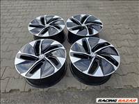  5x112-es lyukosztású 8X 19"-es újszerű gyári VW alufelni eladó