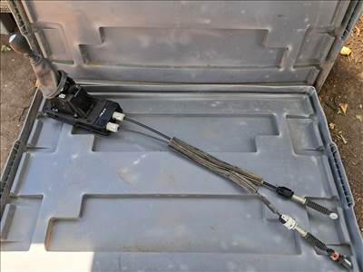 DACIA DUSTER 1.5 DCI Váltókulissza 8200976710F