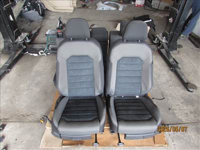 Volkswagen Golf VII ülés garnitúra