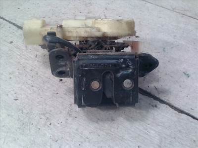 MAZDA 323 2001.02.01-2003.12.31 Csomagtér ajtó zárszerkezet