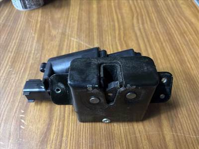 Opel Insignia A Sports Tourer Csomagtérajtó Zárszerkezet 11031 13581405