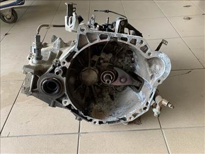 Kia Venga/ix20 váltó 6seb, G4FC motorról 140.000km