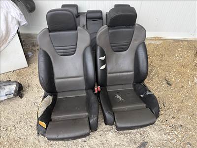 Audi A4 (B6/B7) Recaro ülés szett 