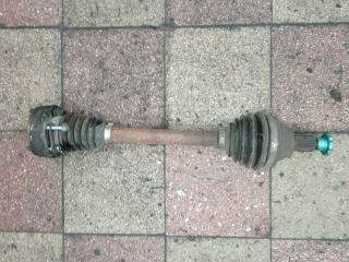 Volkswagen Polo IV 1.2 12V Bal Féltengely *162068*