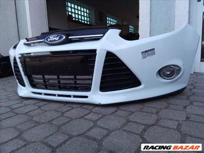 Ford Focus Mk3 első lökhárító 2011-2014 (49752) bm5117757a