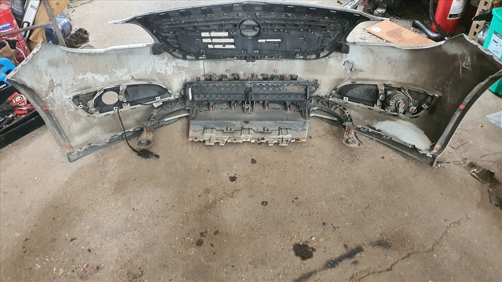 Első lökháritó 2014 Opel Insignia Facelif  diszrács 906200001 7. kép