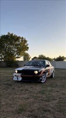 BMW E30 318is rally