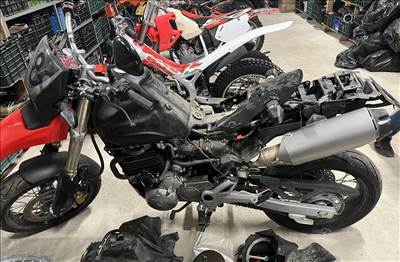 Honda Fmx 650 alkatrészek