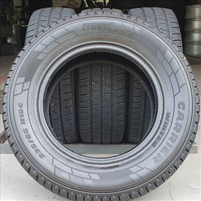 Pirelli Carrier Winter 235/65 R16 C téli gumi 4db   /T109.