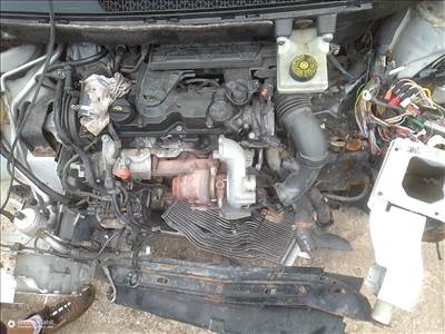 Citroën Berlingo II Füzött blokk hengerfej 9H06 