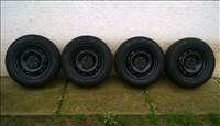 Eladó 4db 15-ös 5x108-as Ford,Volvo lemezfelni újszerű 195/65R15 Yokohama téli gumival