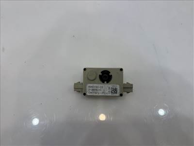 BMW X3 E83 Antenna erősítő 6990090