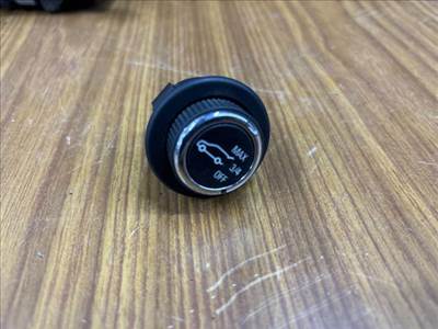 Opel Insignia A Csomagtérajtó Kapcsoló 11007 22939387