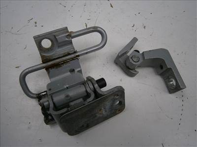 Audi A6 (C5 - 4B), Volkswagen Passat B5 bal első ajtózsanér 4b0831411b