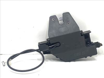 BMW 3 (E90) 2004 - 2012 Hátsó csomagtérajtó zár 8196401