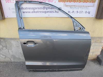 Audi Q3 (8U) jobb első ajtó 