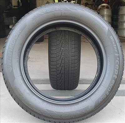 Hankook Winter Icept 2 SUV 225/60 R18 téli gumi 2db   /T101.