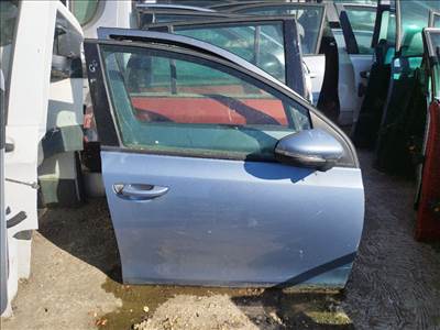 Volkswagen Golf 6 jobb első ajtók üresen