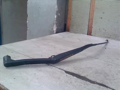 MAZDA 6 02-05 Ablaktörlő kar jobb első