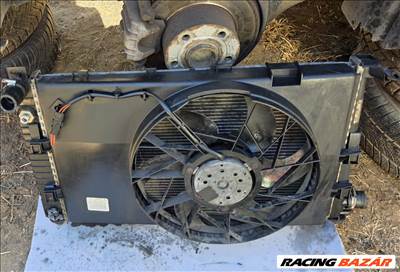 Mercedes Vaneo W414 Hütöventilátor 